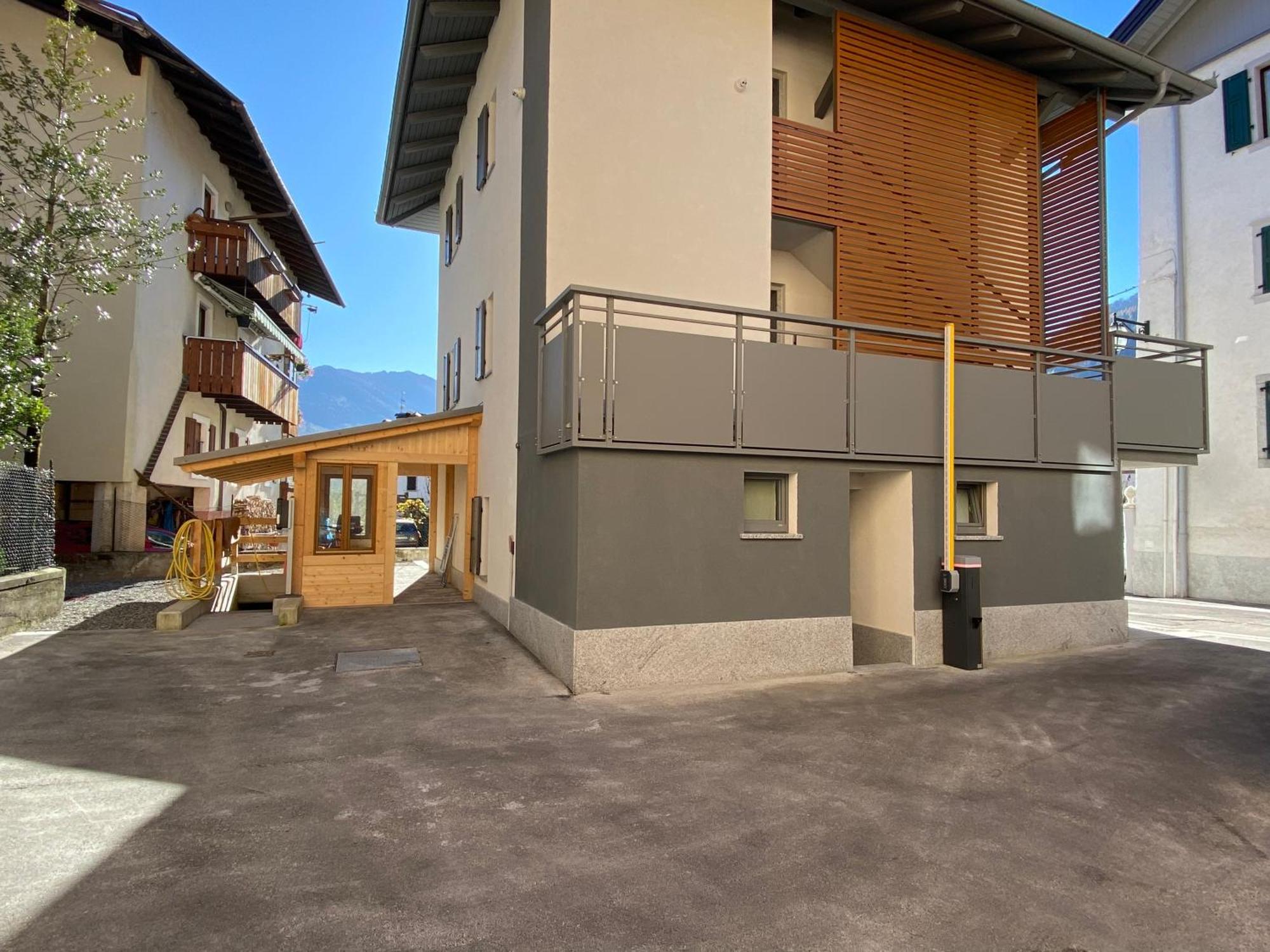 Casa Di Maggie 1 Apartment Carisolo Exterior photo